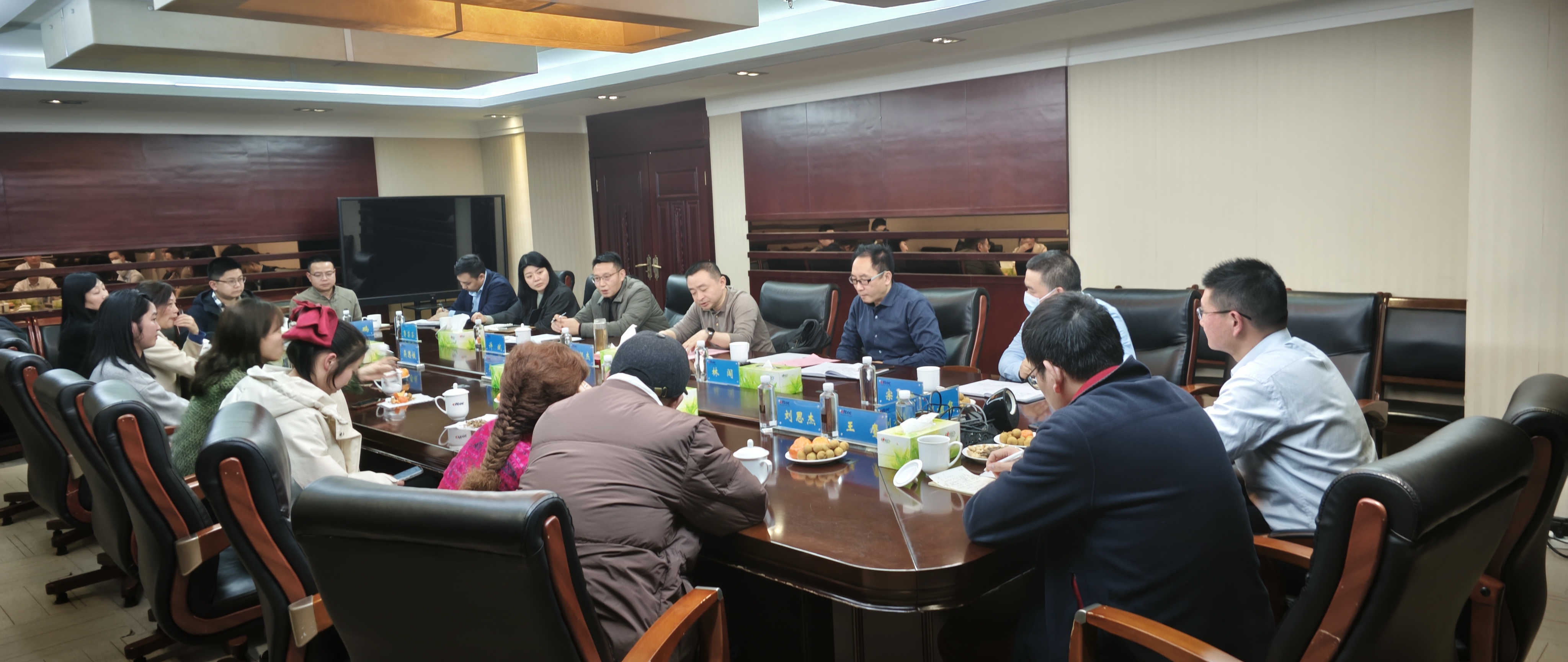 聚会图片.jpg